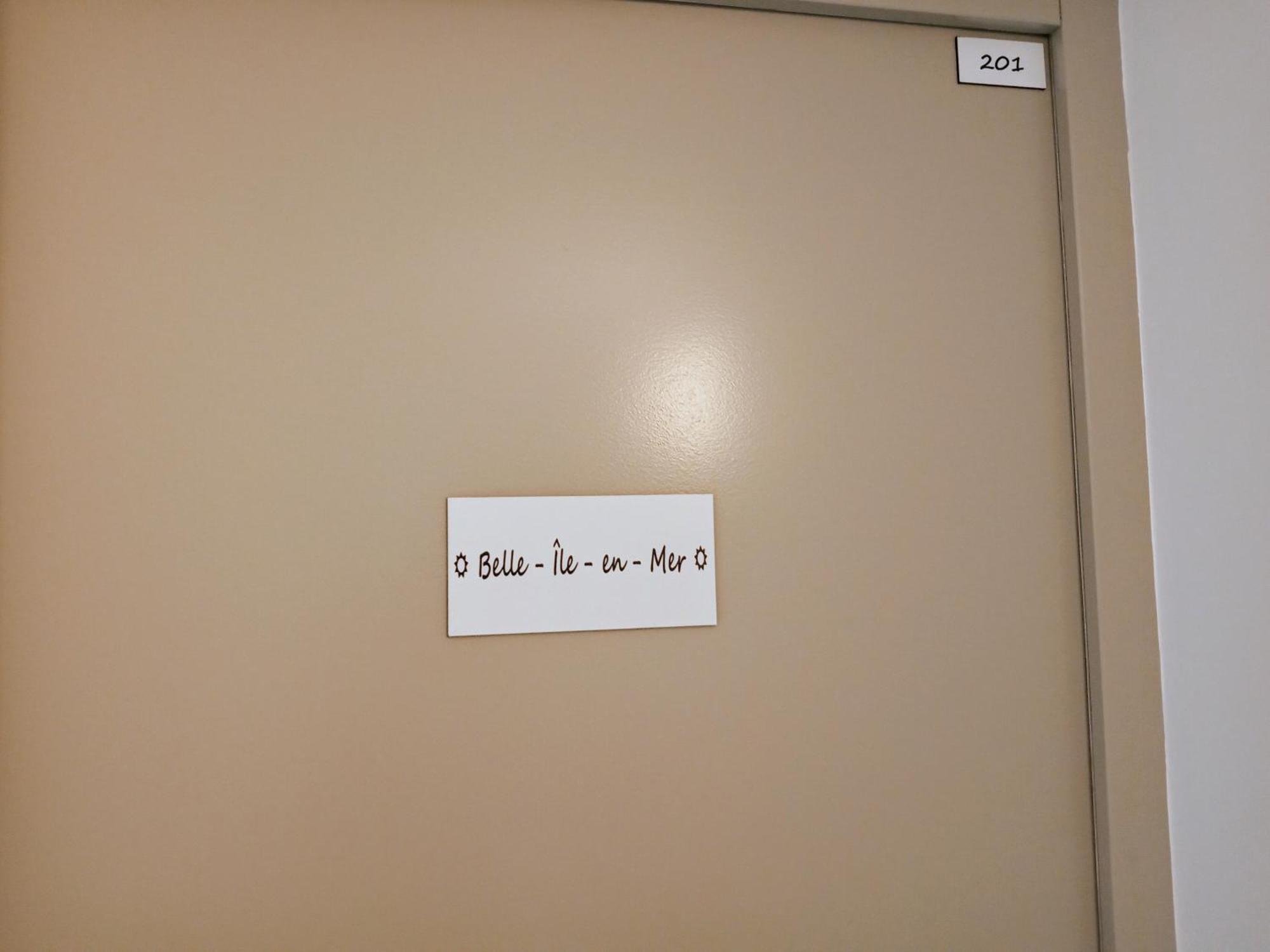 Les Studios De La Gare Linge Cafe The Inclus Wifi Vannes Zewnętrze zdjęcie