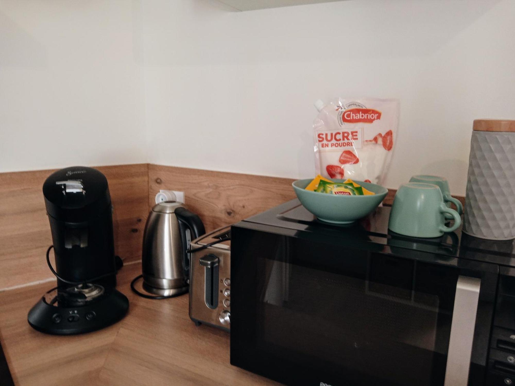Les Studios De La Gare Linge Cafe The Inclus Wifi Vannes Zewnętrze zdjęcie